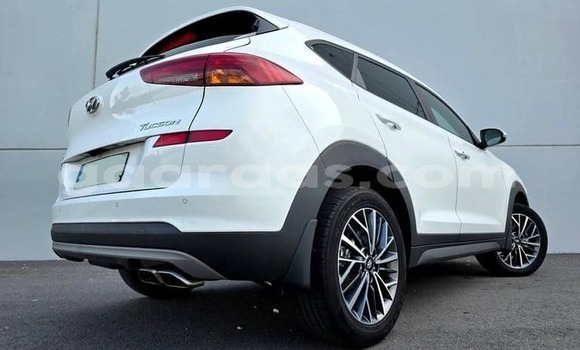 Acheter Occasion Voiture Hyundai Tucson Blanc à Dabo, Kolda Acheter Occasion Voiture Hyundai Tucson Blanc à Dabo, Kolda