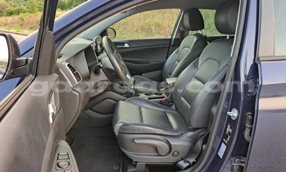Acheter Occasion Voiture Hyundai Tucson Bleu de nuit à Dabo, Kolda Acheter Occasion Voiture Hyundai Tucson Bleu de nuit à Dabo, Kolda