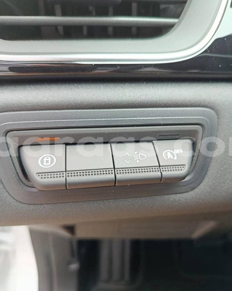 Big with watermark mitsubishi grandis saint louis dagana 34406