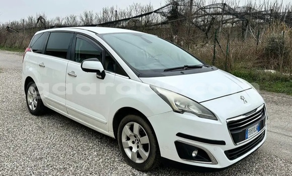 Acheter Import Voiture Peugeot 5008 Blanc à Thiès, Région de Thiès Acheter Import Voiture Peugeot 5008 Blanc à Thiès, Région de Thiès