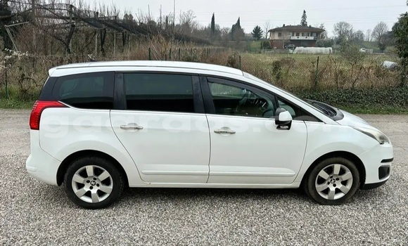 Acheter Import Voiture Peugeot 5008 Blanc à Thiès, Région de Thiès Acheter Import Voiture Peugeot 5008 Blanc à Thiès, Région de Thiès