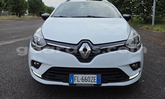 Acheter Occasion Voiture Renault Clio Blanc à Thiès, Région de Thiès Acheter Occasion Voiture Renault Clio Blanc à Thiès, Région de Thiès