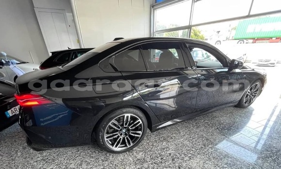 Acheter Occasion Voiture BMW 5–Series Noir à Dakar, Dakar Acheter Occasion Voiture BMW 5–Series Noir à Dakar, Dakar