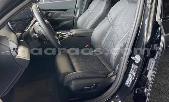Acheter Occasion Voiture BMW 5–Series Noir à Dakar, Dakar Acheter Occasion Voiture BMW 5–Series Noir à Dakar, Dakar