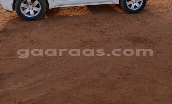 Acheter Occasion Voiture Saturn VUE Blanc à Rufisque, Dakar