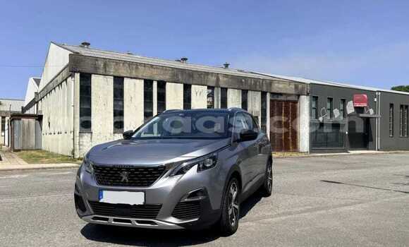 Buy Used Peugeot 3008 Silver Car in Dakar in Dakar Buy Used Peugeot 3008 Silver Car in Dakar in Dakar