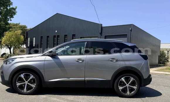Buy Used Peugeot 3008 Silver Car in Dakar in Dakar Buy Used Peugeot 3008 Silver Car in Dakar in Dakar