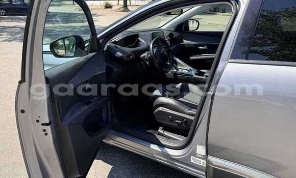 Buy Used Peugeot 3008 Silver Car in Dakar in Dakar Buy Used Peugeot 3008 Silver Car in Dakar in Dakar