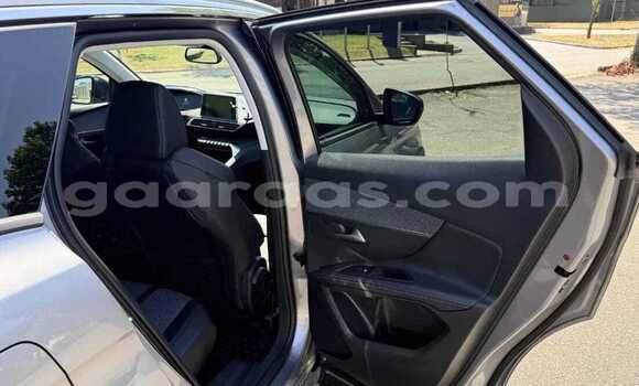Buy Used Peugeot 3008 Silver Car in Dakar in Dakar Buy Used Peugeot 3008 Silver Car in Dakar in Dakar