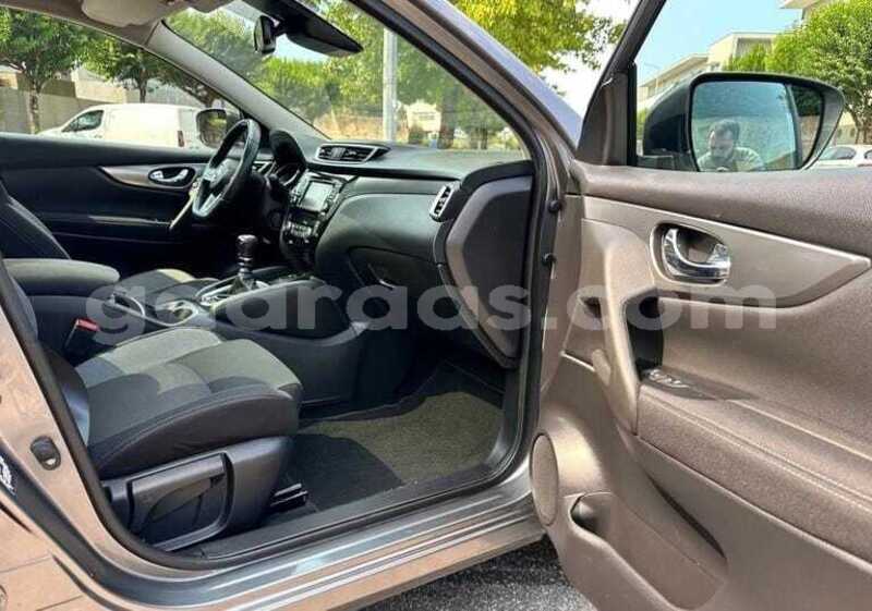 Big with watermark nissan qashqai dakar dakar 34427