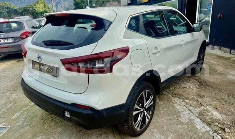 Big with watermark nissan qashqai dakar dakar 34428