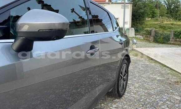 Dieundeu Occasion Nissan Qashqai Silver Auto in Dabo in Kolda Dieundeu Occasion Nissan Qashqai Silver Auto in Dabo in Kolda