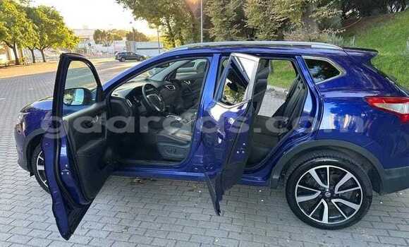 Buy Used Nissan Qashqai Bleu de nuit Car in Dakar in Dakar Buy Used Nissan Qashqai Bleu de nuit Car in Dakar in Dakar