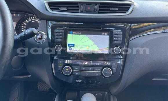 Buy Used Nissan Qashqai Bleu de nuit Car in Dakar in Dakar Buy Used Nissan Qashqai Bleu de nuit Car in Dakar in Dakar