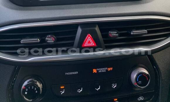 Acheter Neuf Voiture Hyundai Santa Fe Blanc à Dakar, Dakar Acheter Neuf Voiture Hyundai Santa Fe Blanc à Dakar, Dakar