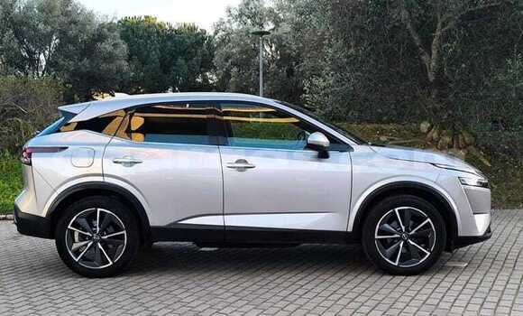 Buy Used Nissan Qashqai Silver Car in Dakar in Dakar Buy Used Nissan Qashqai Silver Car in Dakar in Dakar