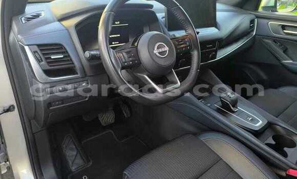Buy Used Nissan Qashqai Silver Car in Dakar in Dakar Buy Used Nissan Qashqai Silver Car in Dakar in Dakar
