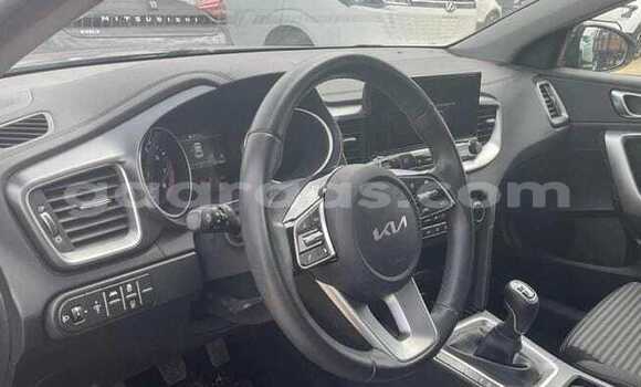 Buy Used Kia Cee'd Black Car in Dakar in Dakar Buy Used Kia Cee'd Black Car in Dakar in Dakar