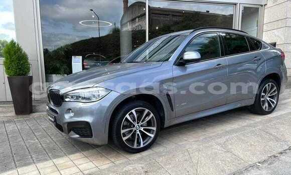 Dieundeu Occasion BMW X6 Silver Auto in Dakar in Dakar Dieundeu Occasion BMW X6 Silver Auto in Dakar in Dakar