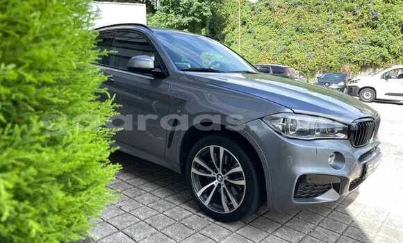 Dieundeu Occasion BMW X6 Silver Auto in Dakar in Dakar Dieundeu Occasion BMW X6 Silver Auto in Dakar in Dakar
