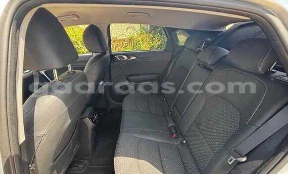 Buy Used Kia Cee'd Silver Car in Dabo in Kolda Buy Used Kia Cee'd Silver Car in Dabo in Kolda