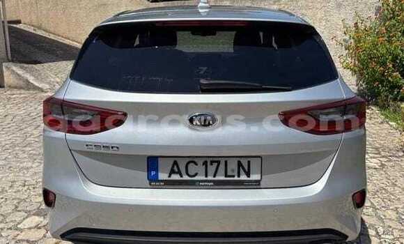 Buy Used Kia Cee'd Silver Car in Dabo in Kolda Buy Used Kia Cee'd Silver Car in Dabo in Kolda