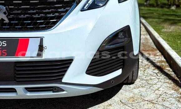 Buy Used Peugeot 3008 White Car in Dabo in Kolda Buy Used Peugeot 3008 White Car in Dabo in Kolda