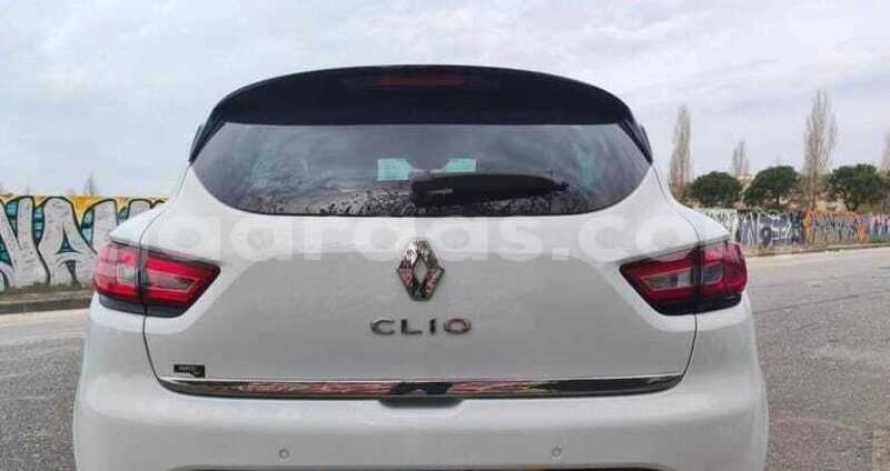 Big with watermark renault clio dakar dakar 34462