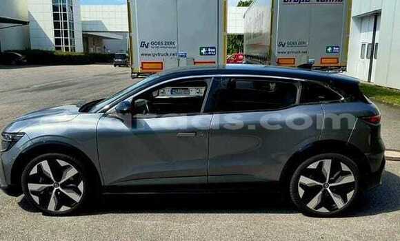 Buy Used Renault Megane Silver Car in Dabo in Kolda Buy Used Renault Megane Silver Car in Dabo in Kolda