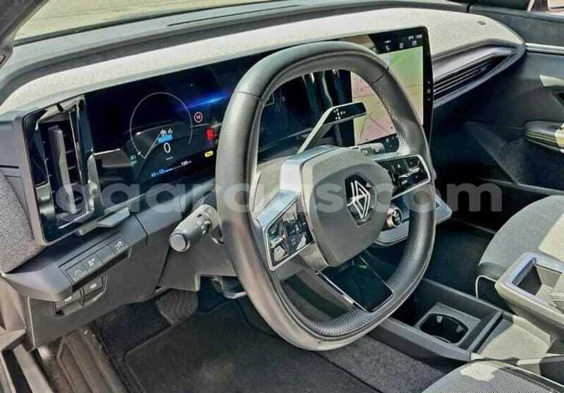 Big with watermark renault megane kolda dabo 34467