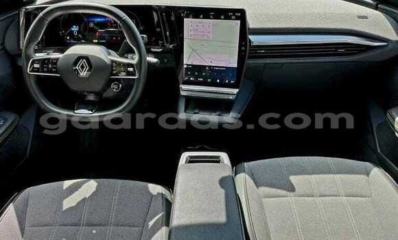 Buy Used Renault Megane Silver Car in Dabo in Kolda Buy Used Renault Megane Silver Car in Dabo in Kolda