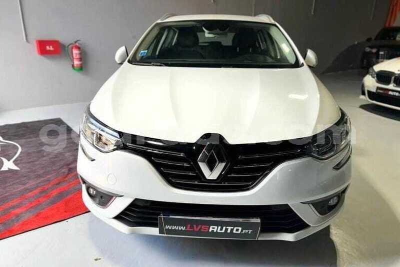 Big with watermark renault megane kolda dabo 34468