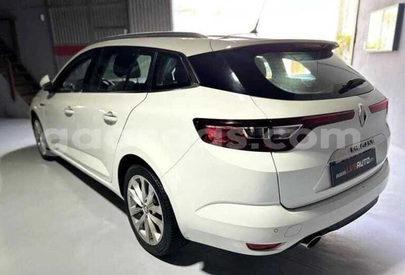 Big with watermark renault megane kolda dabo 34468