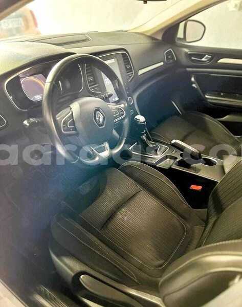 Big with watermark renault megane kolda dabo 34468