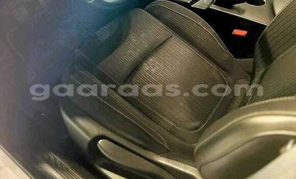 Buy Used Renault Megane White Car in Dabo in Kolda Buy Used Renault Megane White Car in Dabo in Kolda