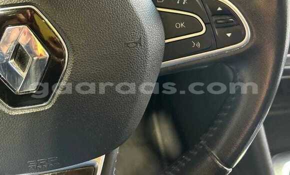 Buy Used Renault Megane White Car in Dabo in Kolda Buy Used Renault Megane White Car in Dabo in Kolda