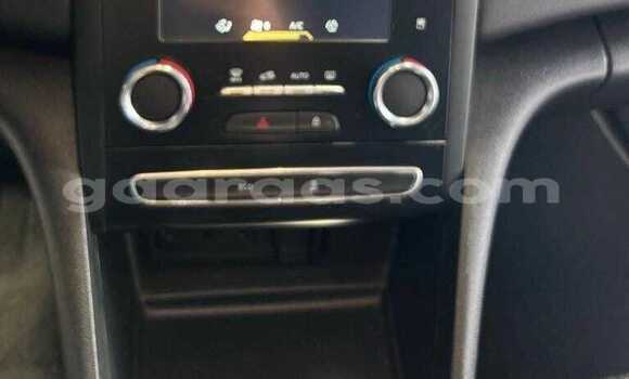 Buy Used Renault Megane White Car in Dabo in Kolda Buy Used Renault Megane White Car in Dabo in Kolda