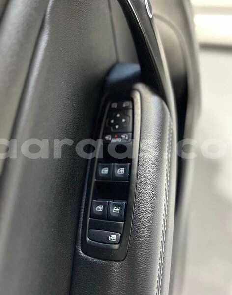 Big with watermark renault megane kolda dabo 34468