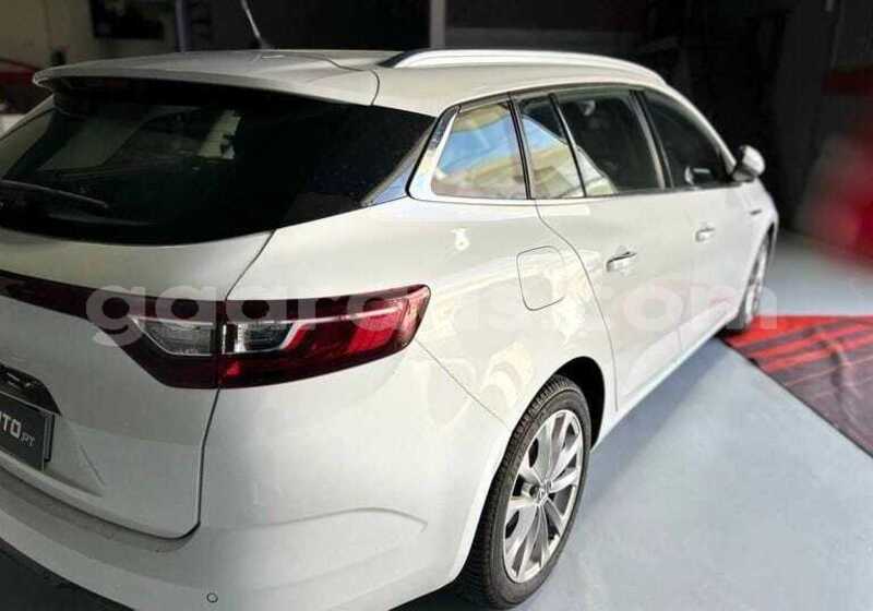 Big with watermark renault megane kolda dabo 34468