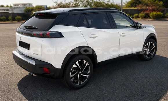 Buy Used Peugeot 2008 White Car in Dabo in Kolda Buy Used Peugeot 2008 White Car in Dabo in Kolda