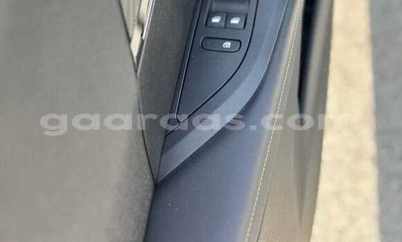 Buy Used Peugeot 2008 White Car in Dabo in Kolda Buy Used Peugeot 2008 White Car in Dabo in Kolda