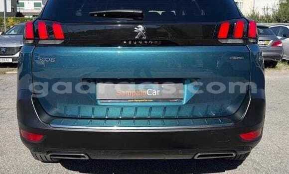 Dieundeu Occasion Peugeot 5008 Green Auto in Dakar in Dakar Dieundeu Occasion Peugeot 5008 Green Auto in Dakar in Dakar