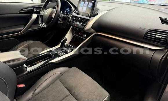 Buy Used Mitsubishi Eclipse Cross Silver Car in Dakar in Dakar Buy Used Mitsubishi Eclipse Cross Silver Car in Dakar in Dakar