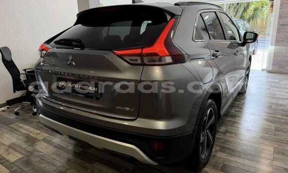 Buy Used Mitsubishi Eclipse Cross Silver Car in Dakar in Dakar Buy Used Mitsubishi Eclipse Cross Silver Car in Dakar in Dakar