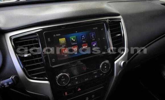 Buy Used Mitsubishi L200 Black Car in Dakar in Dakar Buy Used Mitsubishi L200 Black Car in Dakar in Dakar