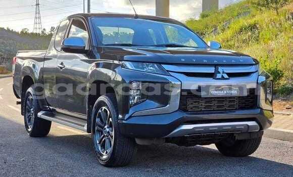 Buy Used Mitsubishi L200 Black Car in Dabo in Kolda Buy Used Mitsubishi L200 Black Car in Dabo in Kolda