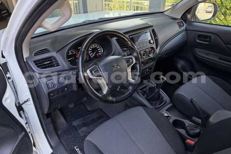 Big with watermark mitsubishi l200 dakar dakar 34484