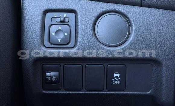 Dieundeu Occasion Mitsubishi L200 White Auto in Dakar in Dakar Dieundeu Occasion Mitsubishi L200 White Auto in Dakar in Dakar