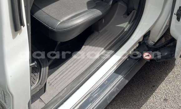 Buy Used Ford Transitconnect White Car in Dakar in Dakar Buy Used Ford Transitconnect White Car in Dakar in Dakar