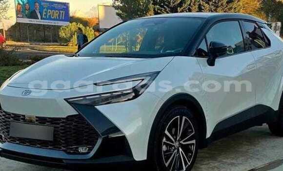 Buy Used Toyota C-HR White Car in Dakar in Dakar